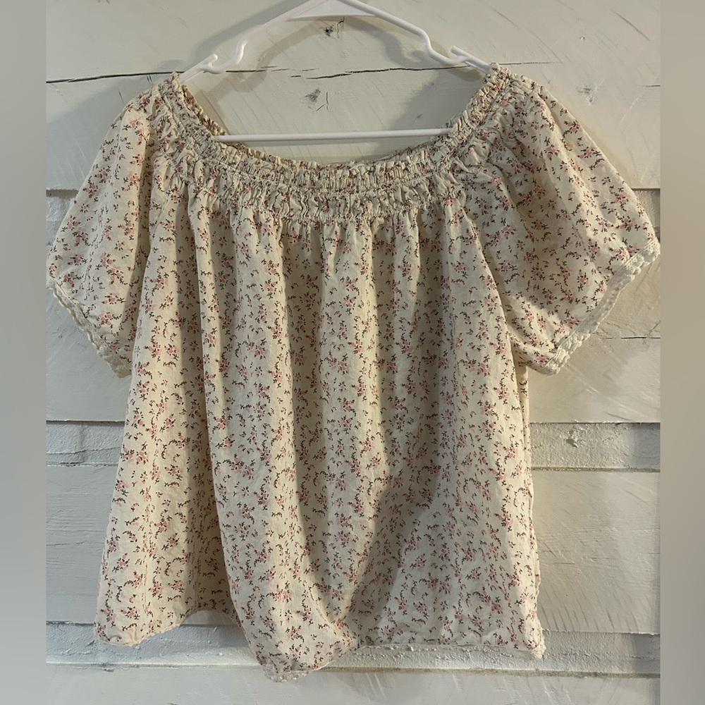 Neuflora Allison Blouse • Cream Floral Cotton Peasant Top • Size Small (Fits M)